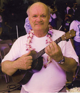 Lyle at Roy Sakuma's ukulele festival, Kapiolani Park, Waikiki 1997